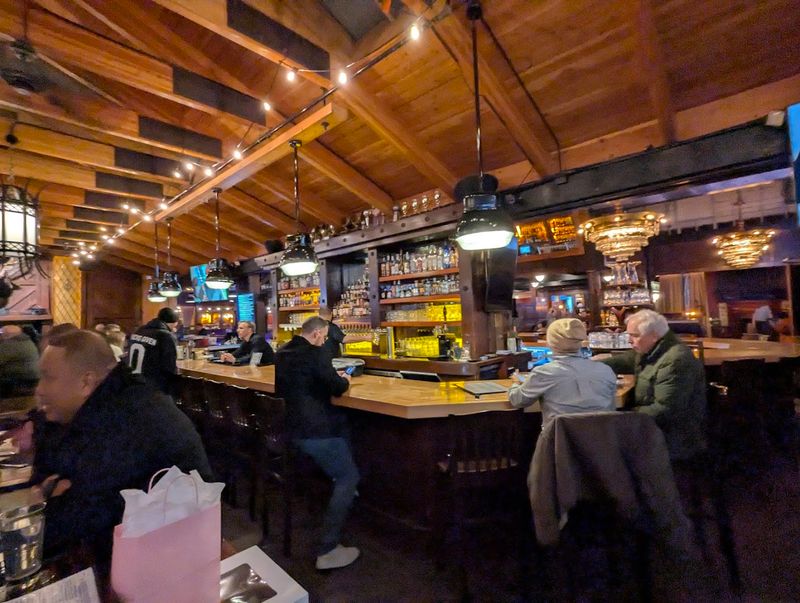 10 German Restaurants In Washington You Have To Visit At Least Twice - Decor Hint Rhein Haus Seattle, Seattle