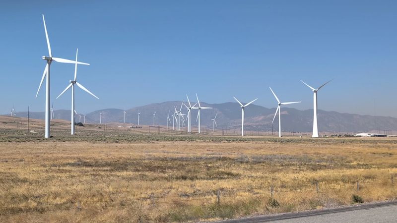 12 California Places Built Around One Very Specific Industry - Decor Hint Tehachapi, Wind Power