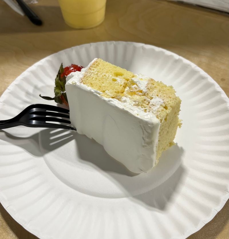 The Tres Leches Cake That Defines The Bakery