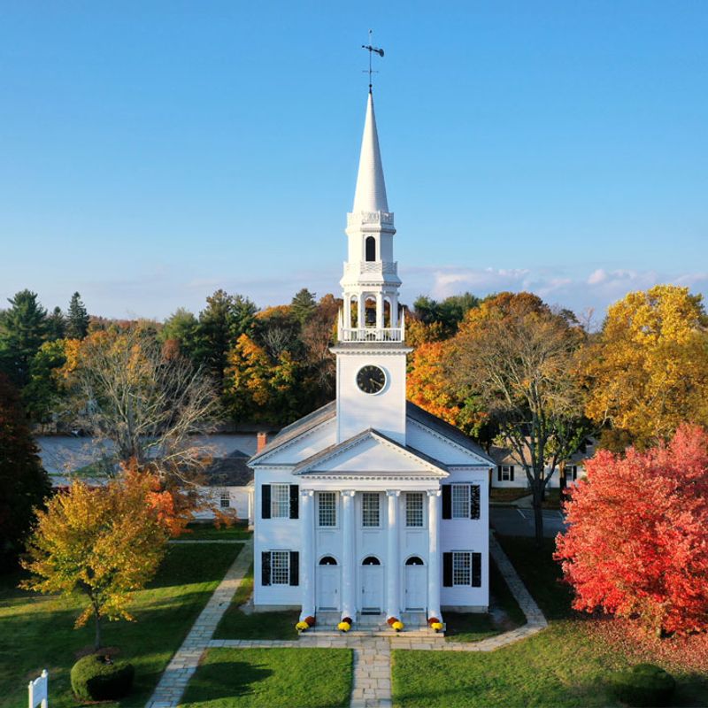How The Seasons Transform This Already Stunning Landmark