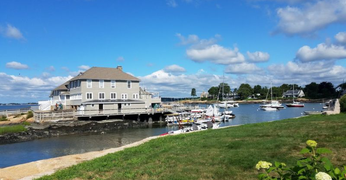 Connecticuts Most Unusual Beach Town Might Also Be Its Most Charming - Decor Hint
