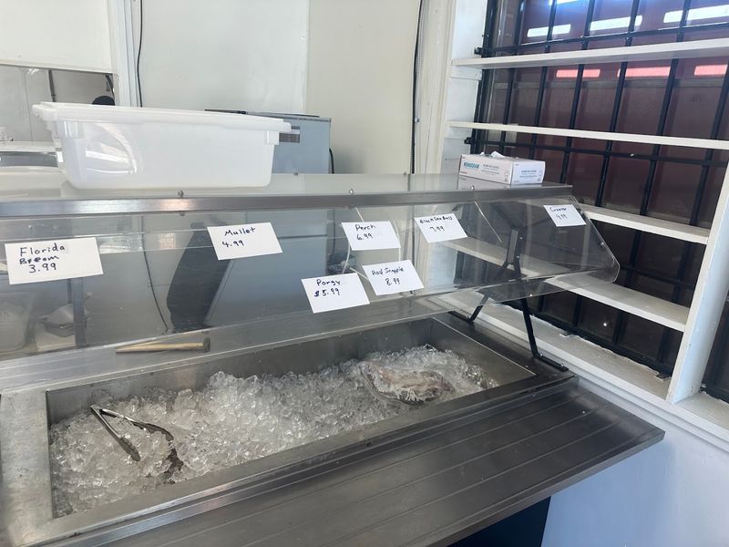 Fresh Fish Market, Columbia 
