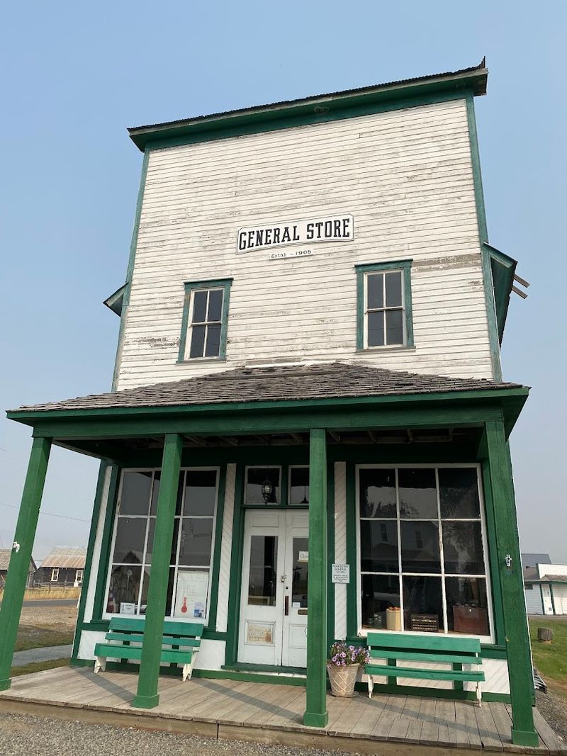 Roseberry General Store, Donnelly