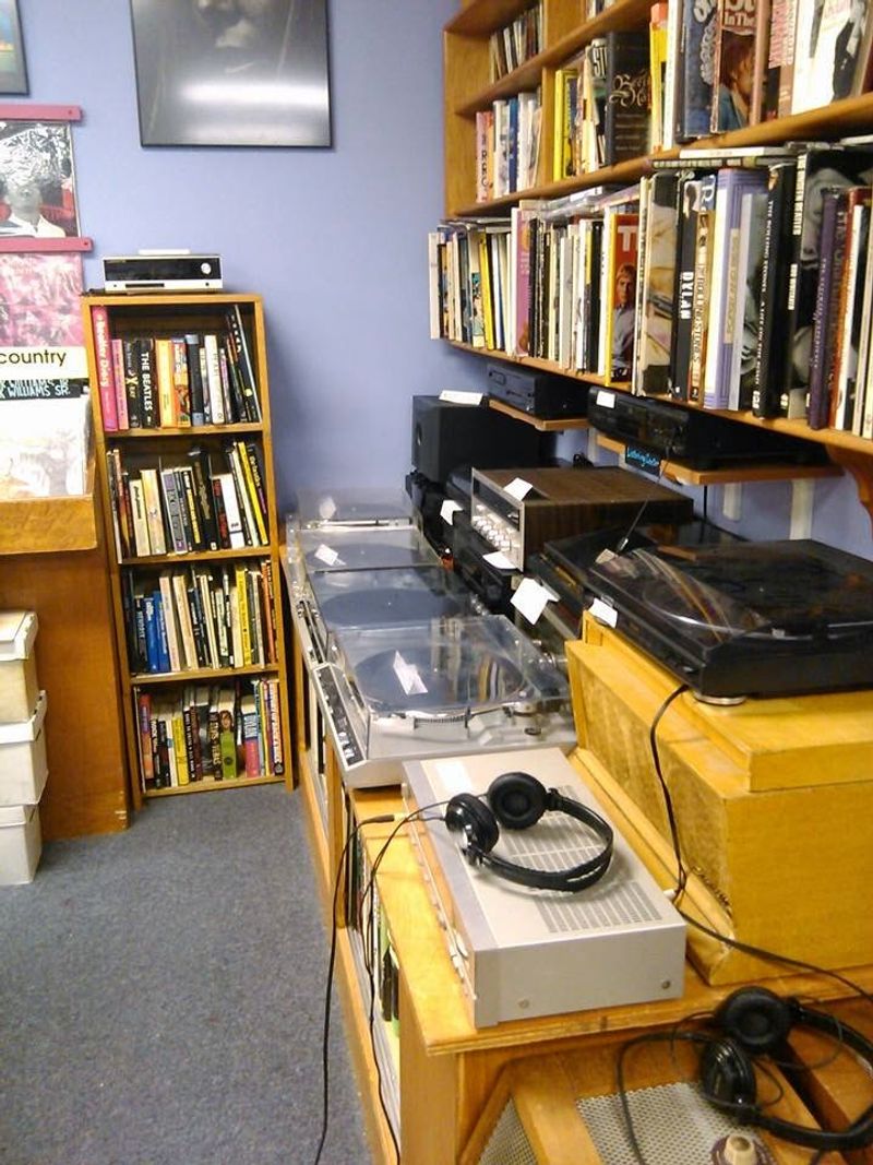 Rare 45s Hide Beside Familiar Album Covers