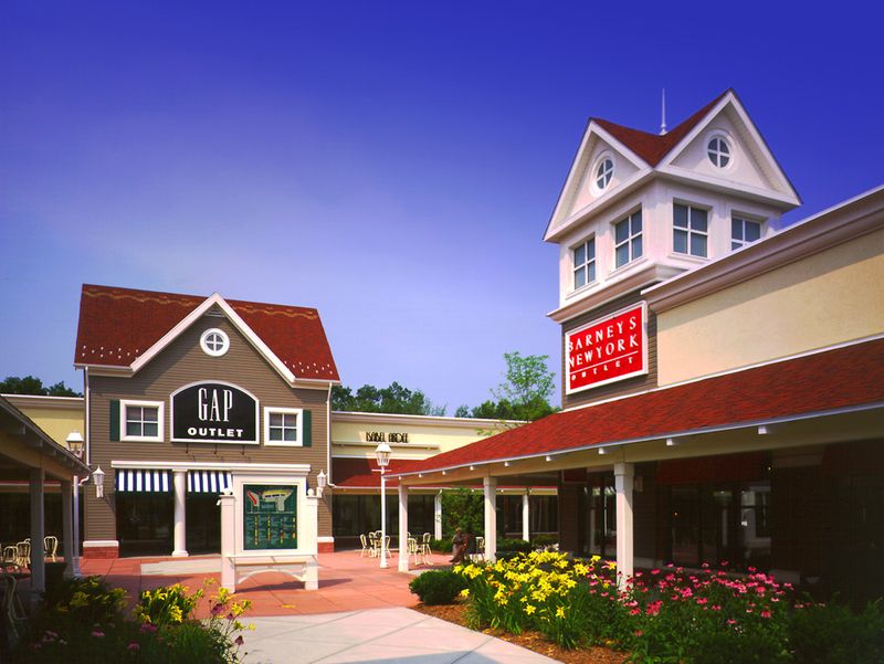 Seasonal Events That Bring Added Savings
