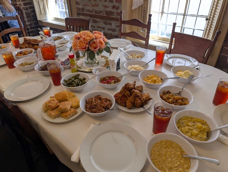 Mrs. Wilkes Dining Room, Savannah