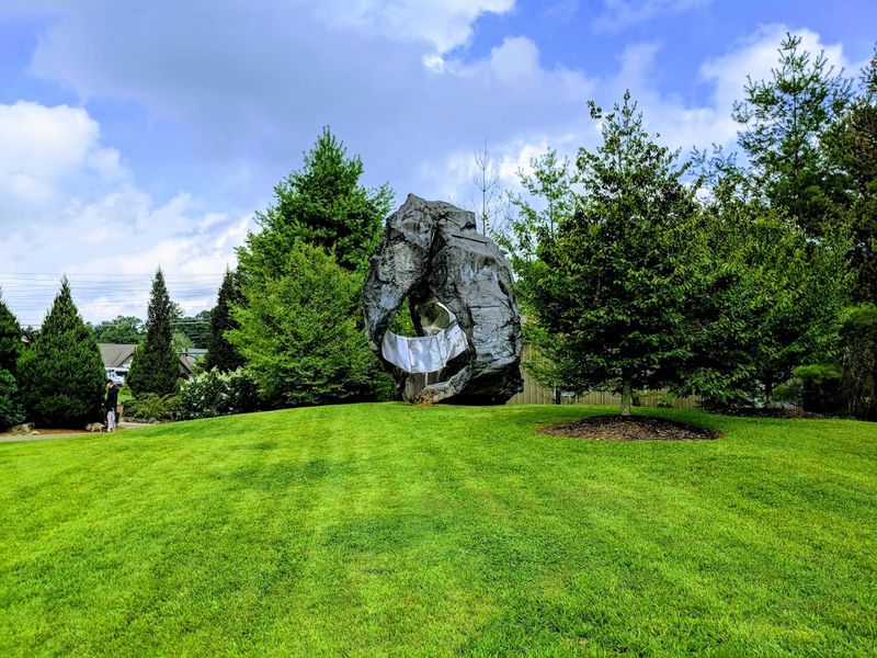 Most Travelers Speed Past This North Carolina County, Here's Why They Shouldn't - Decor Hint Cashiers Turns Mountain Elevation Into Summer Relief
