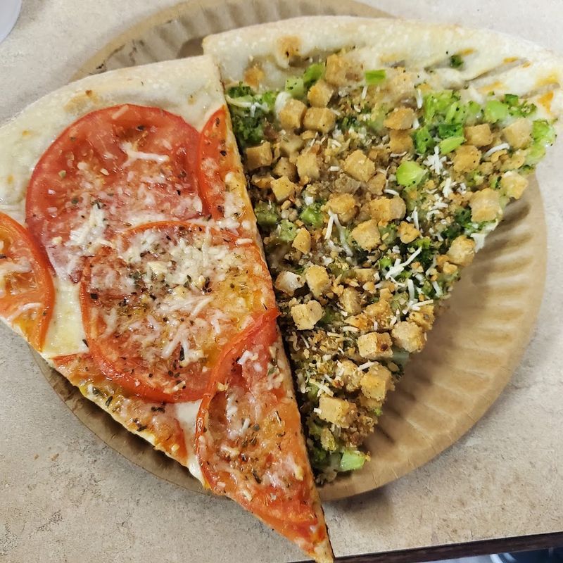 Angelina's Apizza, Waterbury
