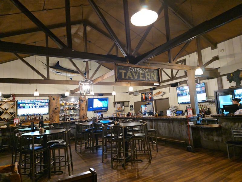 9 Louisiana Restaurants Serving The Flavors The State Is Known For - Decor Hint Prejean's, Lafayette