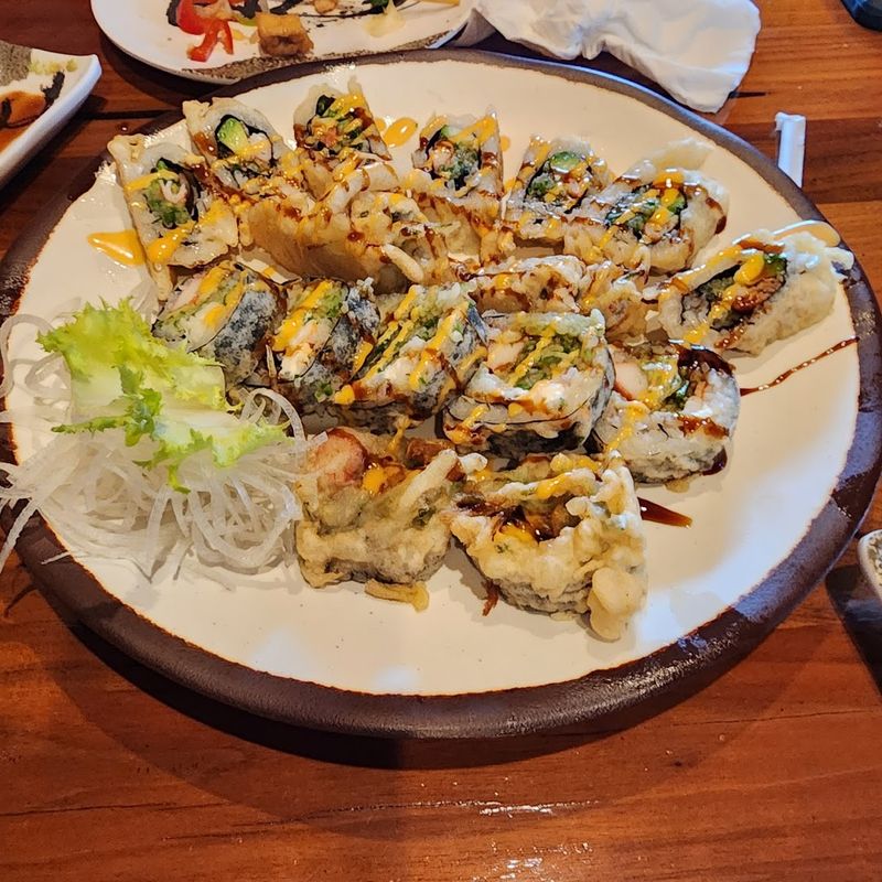 This Buffet In Connecticut Is A Seafood Lover's Dream With Endless Sushi Options - Decor Hint Plenty Of Options For Everyone