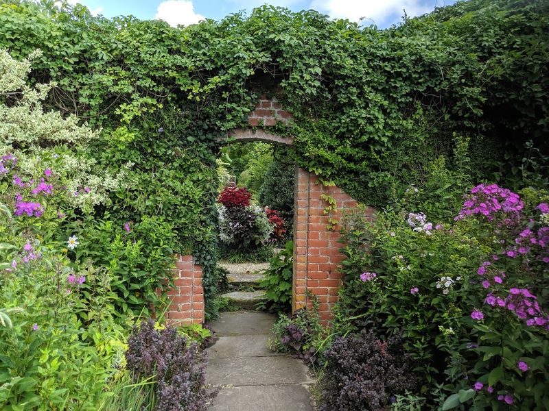 10 Magical Connecticut Places That Feel Like They Belong In A Fairytale - Decor Hint Hollister House Garden, Washington