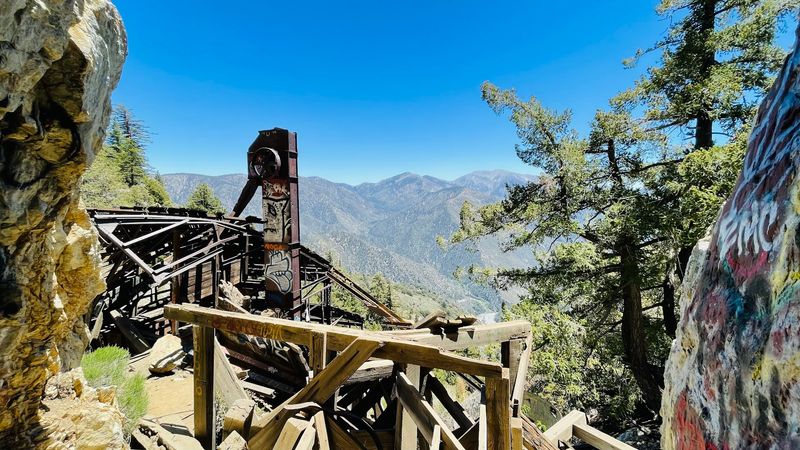 Big Horn Mine Trail, Angeles National Forest, near Wrightwood