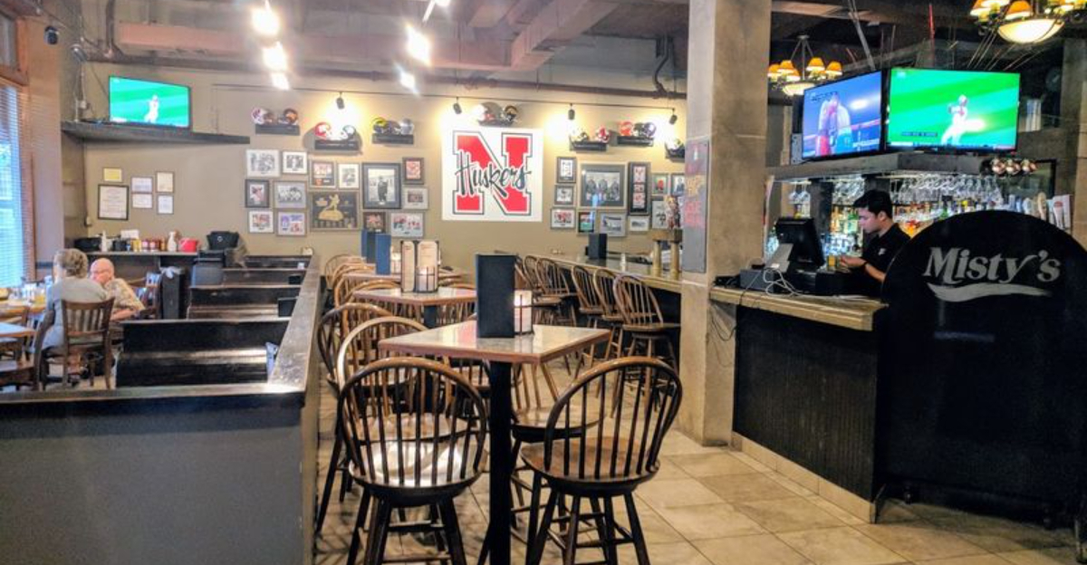 Every Visitor To Eastern Nebraska Should Try These 9 Time Tested Restaurants - Decor Hint