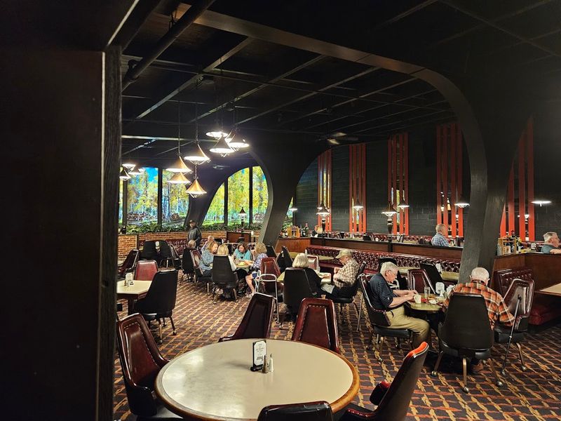 Every Visitor To Nebraska Should Eat At These 9 Classic Restaurants - Decor Hint Johnny's Cafe, Omaha
