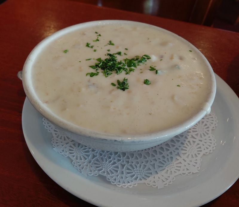 You'll Want To Travel Across California Just For The Clam Chowder At This Hole-In-The-Wall Restaurant - Decor Hint Take Home A Pint Or Quart Of Chowder