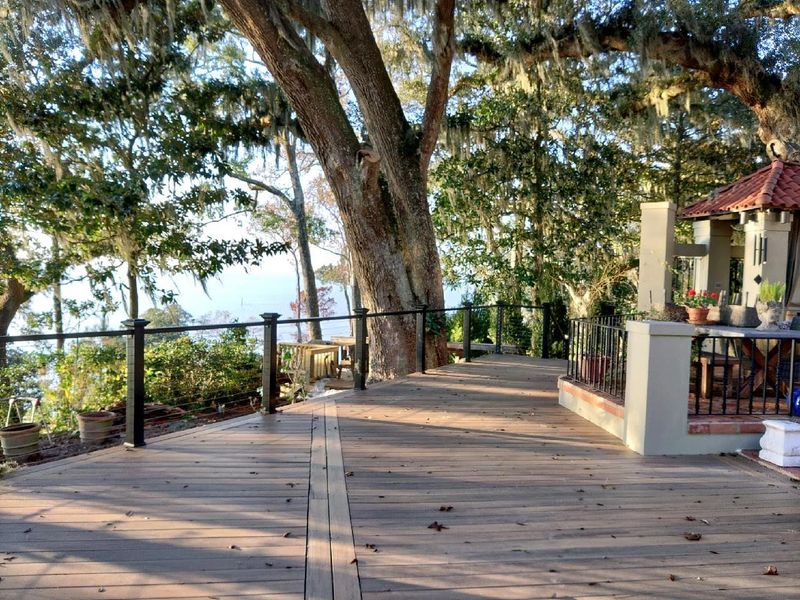 9 Alabama Coast Towns Where The Crowds Never Really Leave - Decor Hint Daphne, Mobile Bay