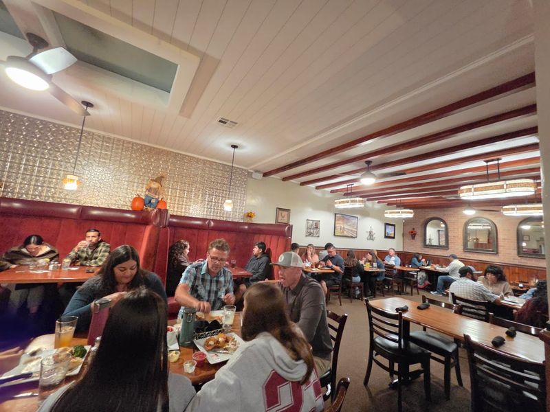 The Swiss Restaurant, Santa Maria