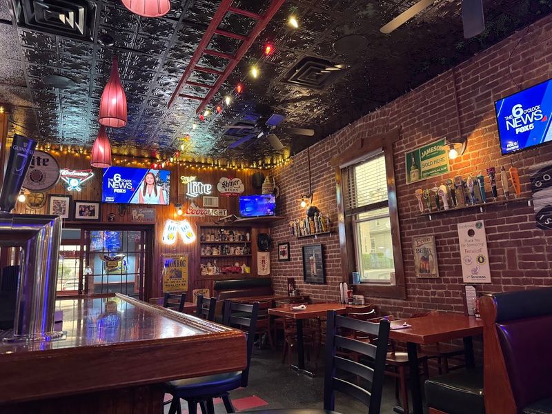 The Firehouse Family Restaurant & Bar, Garfield