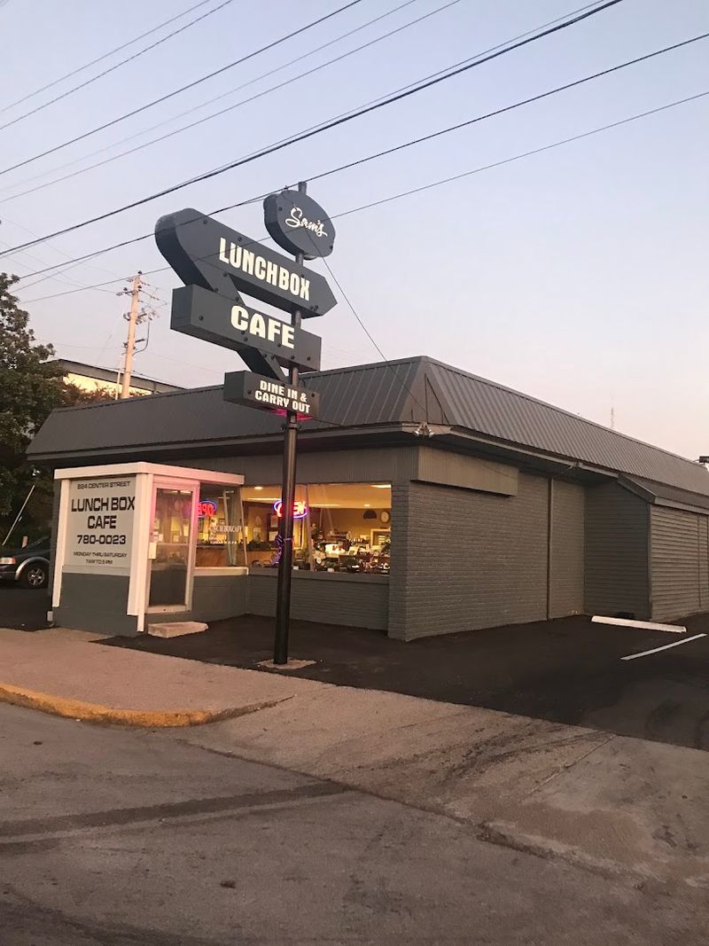 Lunch Box Cafe, Bowling Green