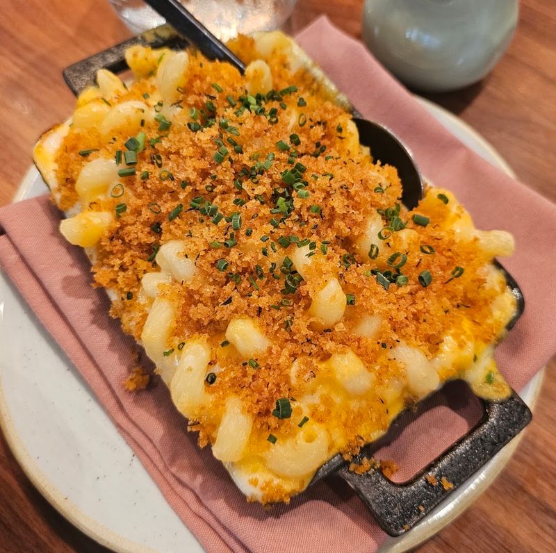 These 13 California Southern Restaurants Serve The Kind Of Comfort Food Worth Crossing The State For - Decor Hint Joyce Soul & Sea, Los Angeles