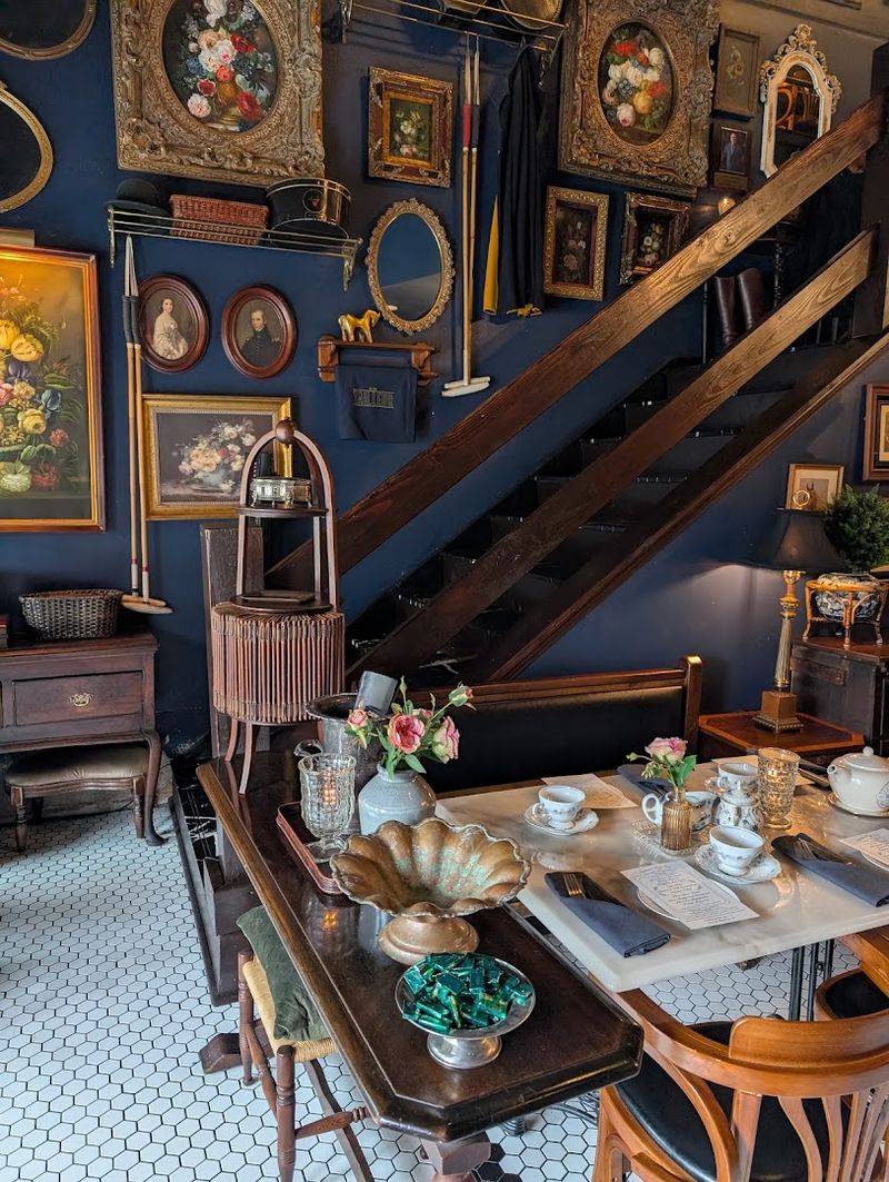 The Mezzanine Experience