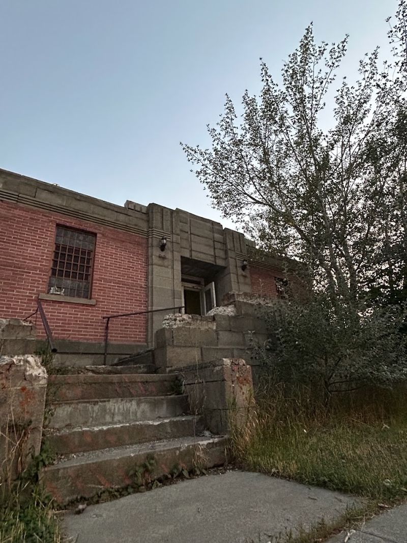 This Abandoned Idaho Hospital Still Feels Too Eerie To Ignore - Decor Hint Notice How The Remote Setting Makes Everything Feel Stranger