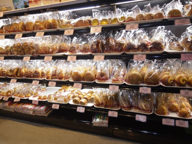 This 30,000-Square-Foot North Carolina Asian Market Turns One Grocery Run Into A Full-On Food Adventure - Decor Hint Duck Into The Bakery Before Sweet Buns Change Your Plans