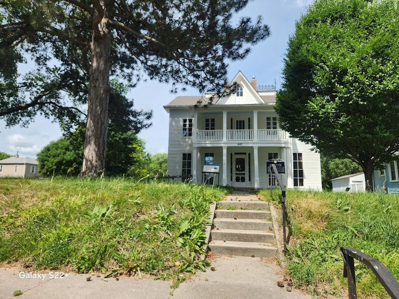 11 Nebraska Places Where One Historic Bridge, Fort, Or Depot Still Explains Why Towns Took Root - Decor Hint Nebraska City, Old Freighters Museum