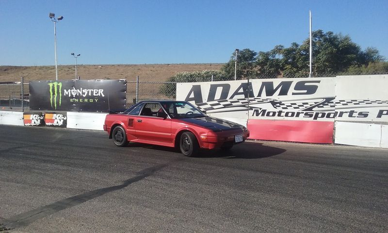 This Historic California Go-Kart Track Turns Legendary Banked Corners Into A Full-Throttle Racing Rush - Decor Hint A 700-Foot Straightaway