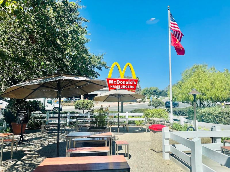 Herb Peterson Wanted McDonald's To Serve Breakfast