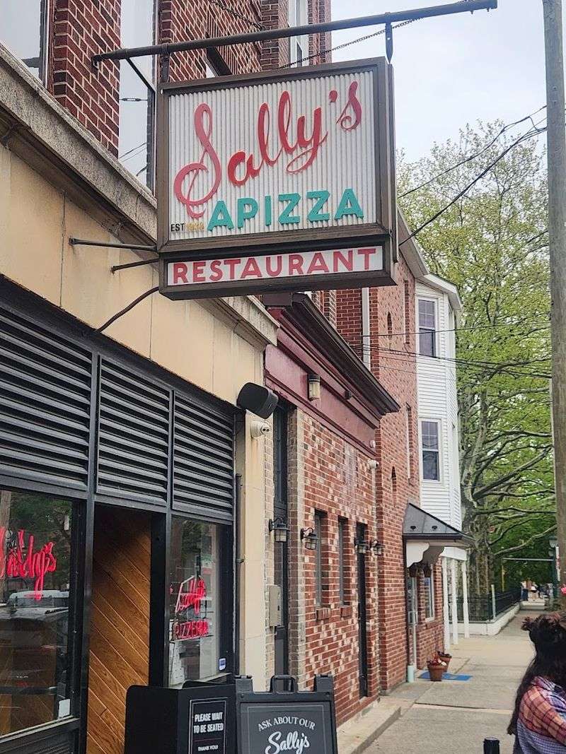Sally's Apizza, New Haven