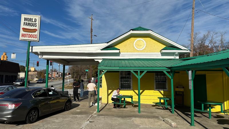 World Famous Hot Dogs, Columbus