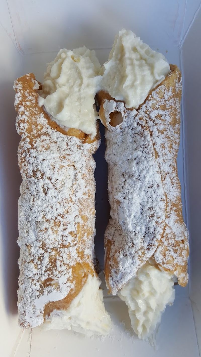 Italian Cookies, Pastries, And Sweet Imports