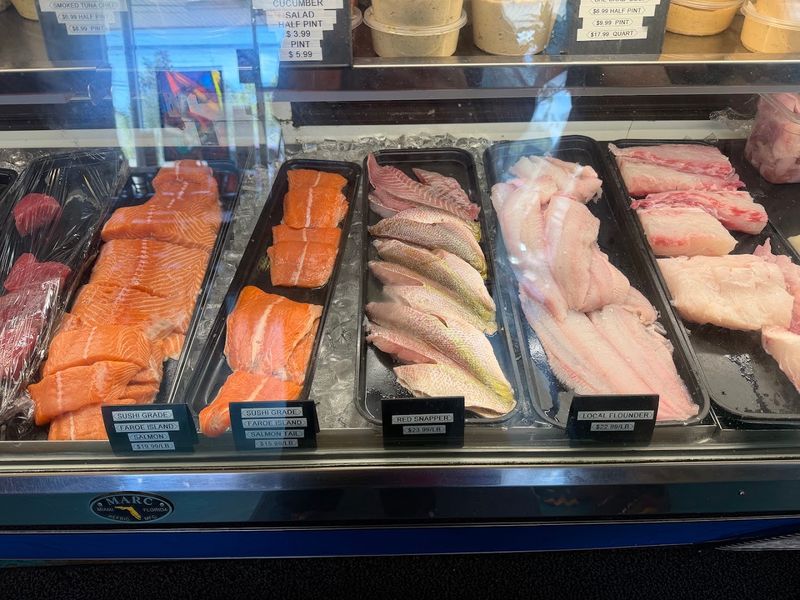 Mr. Fish Seafood Market & Grill, Myrtle Beach