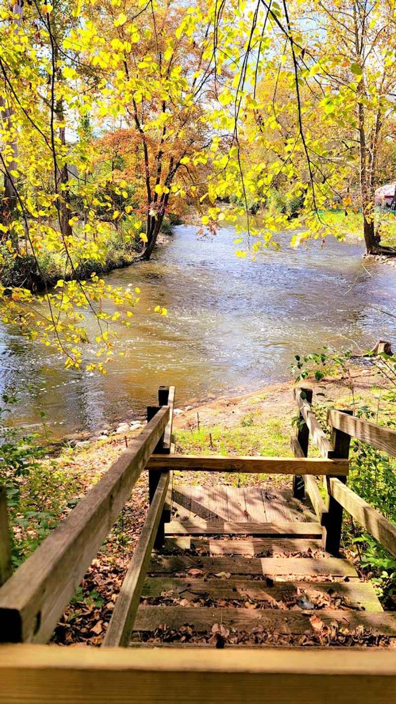 A Riverside Setting Worth Exploring