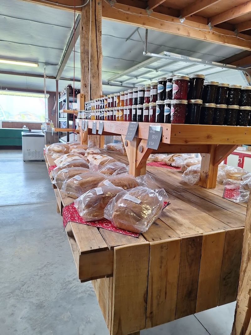 This Beloved Idaho Country Market Is Worth Visiting For Local Produce And Farm-Fresh Finds - Decor Hint Baked Goods That Steal The Show