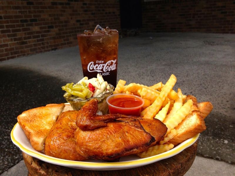 You Can Enjoy A Full Georgia Seafood Platter At This No-Frills Shack - Decor Hint Fried Catfish Fillets Worth Every Bite