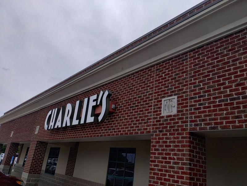 A Lakefront Nebraska Restaurant Makes Shrimp Taste Better Right Beside The Water - Decor Hint Garlic Butter Shrimp Brings The Richer Option