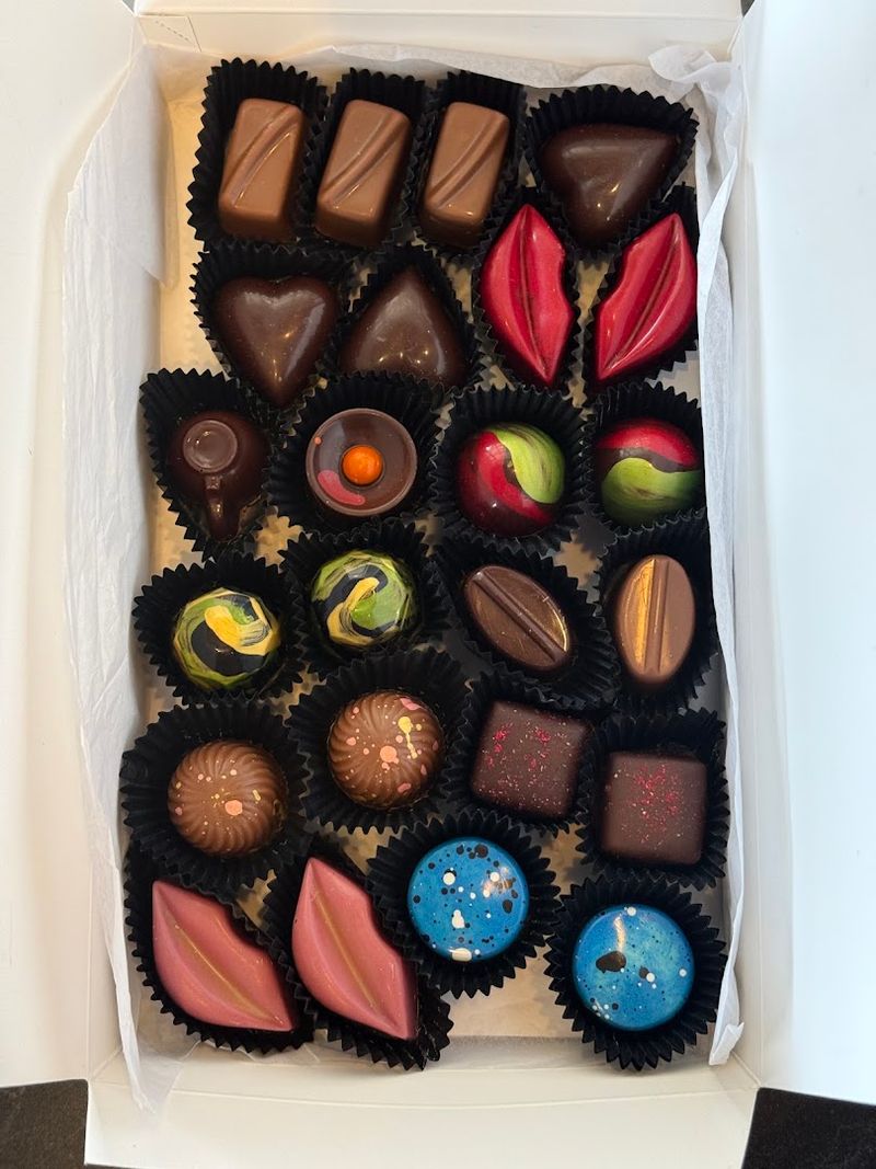 You Can Make Your Own Chocolate Creations At This Unique Connecticut Studio - Decor Hint A Belgian Master Chocolatier Brings Old-World Techniques To Hillside Road