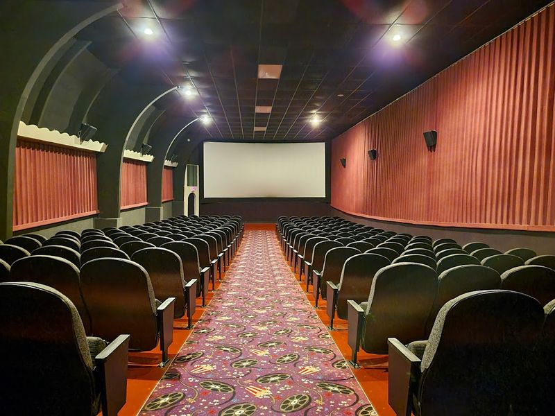 Popkorn Theaters Inc