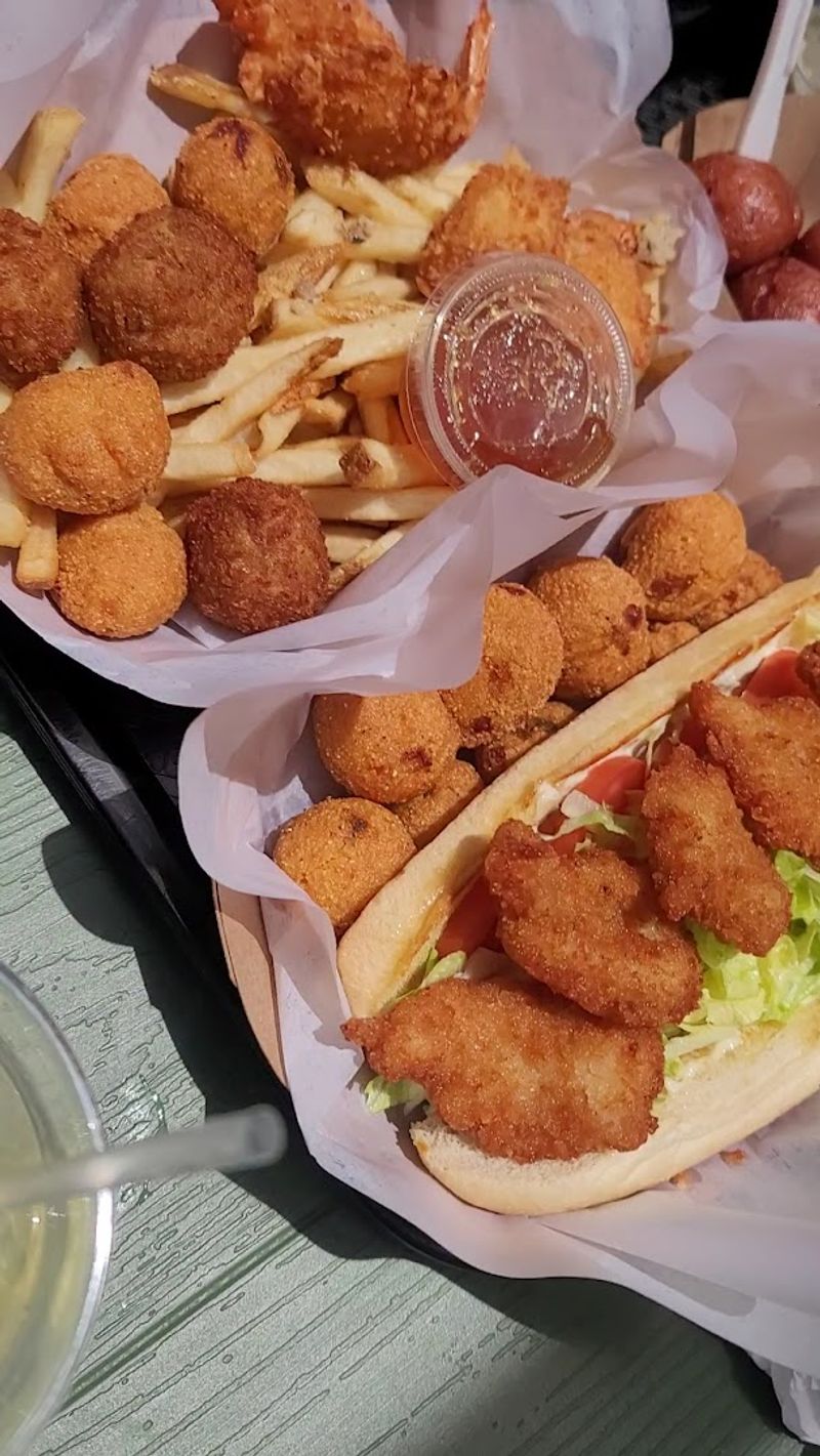 These Texas Seafood Restaurants Serve Endless Gulf Coast Favorites - Decor Hint Shrimp N Stuff, Galveston