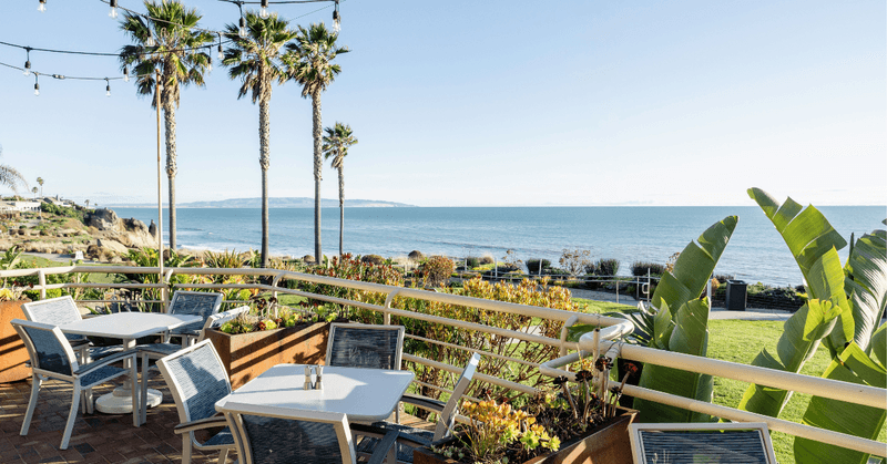 These 14 Central California Patio Restaurants Make Summer Dining Feel Like A Mini Vacation - Decor Hint Marisol at The Cliffs, Pismo Beach