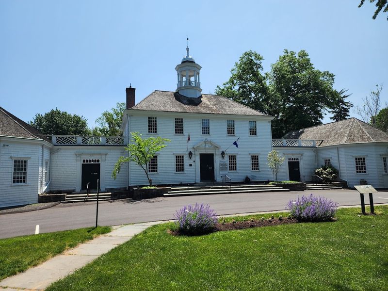 Fairfield Museum And History Center, Fairfield