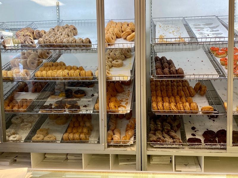 This Tiny Old-School Connecticut Bakery Sells Donuts So Good They Sell Out Daily - Decor Hint An Empty Display Case Signals Another Sold-Out Day