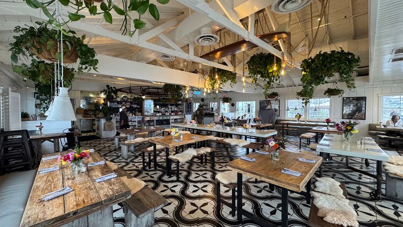 Malibu Farm Restaurant, Malibu