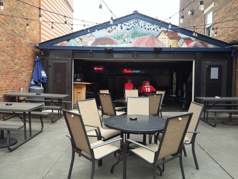 German-Inspired Spots In Kentucky You Have To Try This Year - Decor Hint Strasse Haus