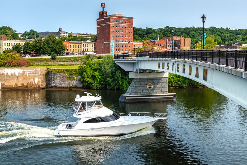 10 New York Towns Losing Homeowners Due To Soaring Property Taxes - Decor Hint Amsterdam
