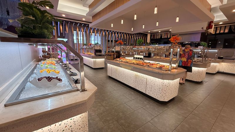 Ombu Buffet