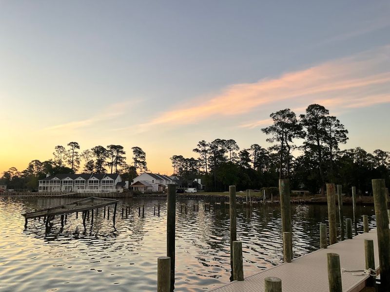 9 Alabama Coast Towns Where The Crowds Never Really Leave - Decor Hint Orange Beach