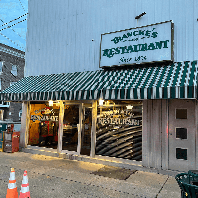 9 Kentucky Spots Serving Hot Browns So Good Even Louisville Purists Approve - Decor Hint Biancke's Restaurant in Cynthiana